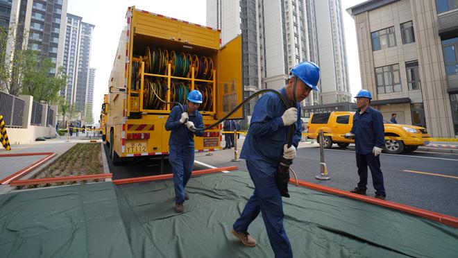 斯基拉：阿隆索是利物浦、拜仁的主要目标，勒沃库森希望留住他